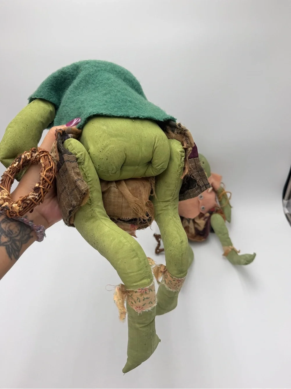 Vintage Pair of Handmade Folk Art Anthropomorphic Frogs Dolls Primitive